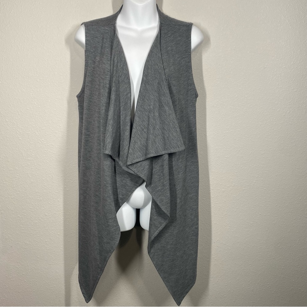 Matilda Jane Grey Sleeveless Open Style Cardigan Women’s Size Small